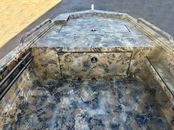 Pro hull high deck for web