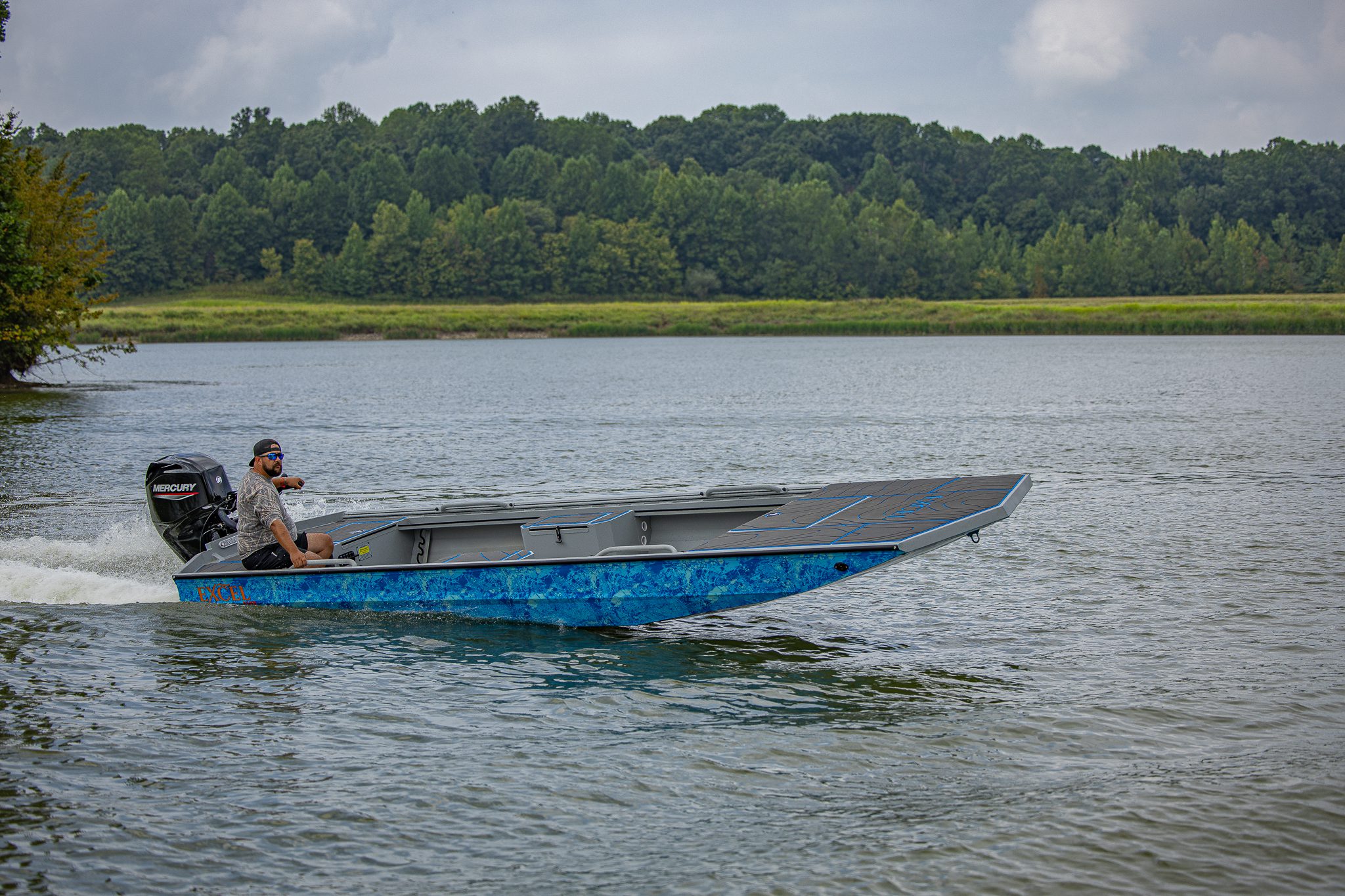 Otter Jet 15